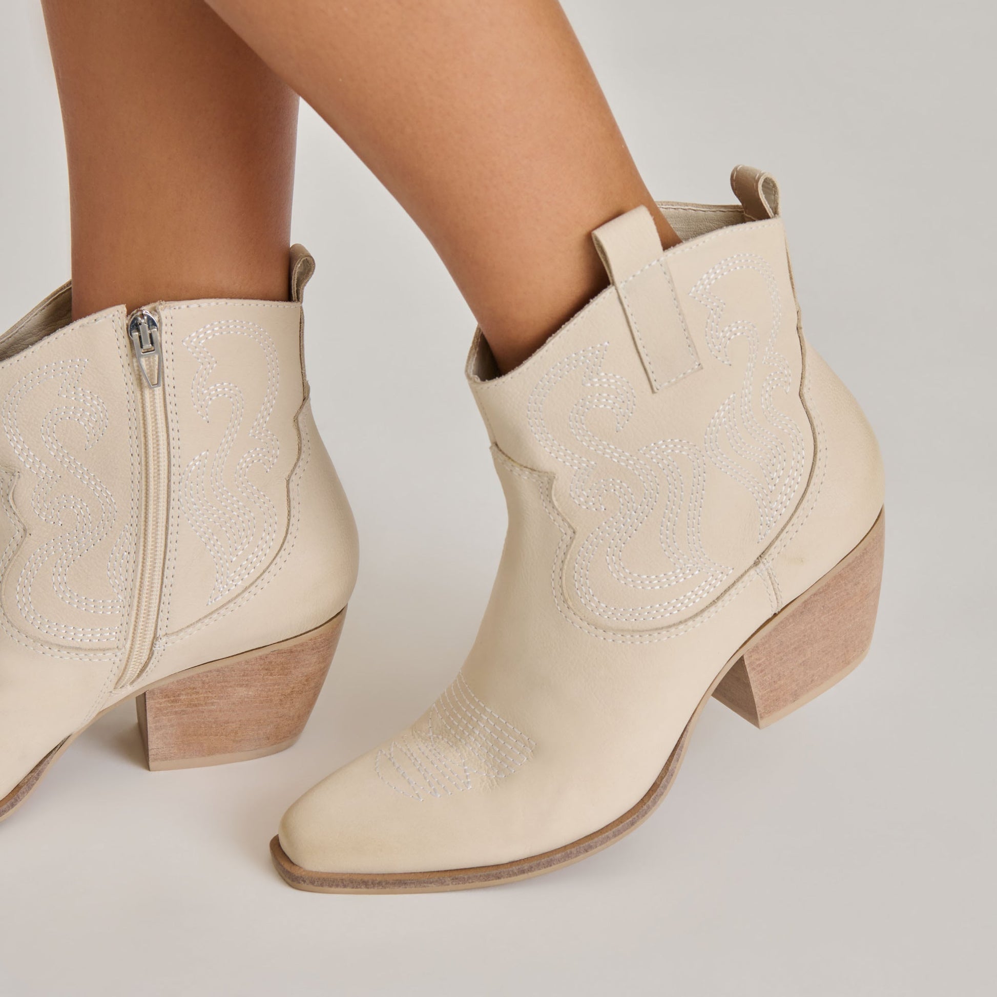 Dolce Vita SHANIA BOOTIES IVORY NUBUCK