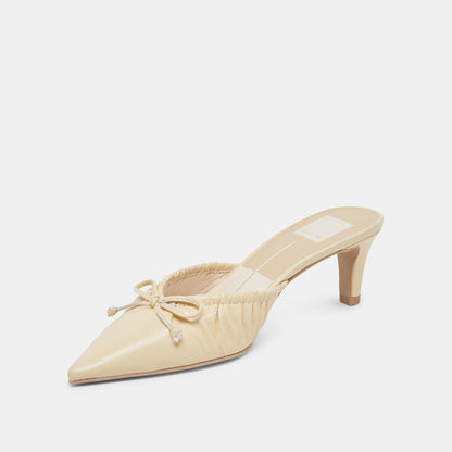 Dolce Vita KAIRI MID HEELS LIGHT YELLOW CRINKLE PATENT