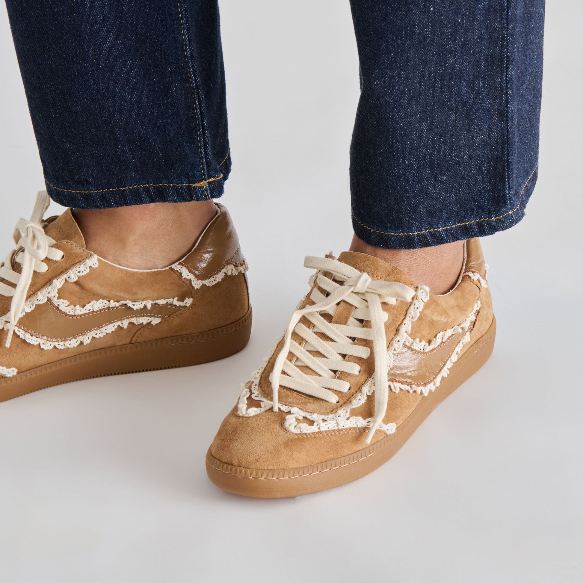 Dolce Vita Notice Lace Lt Brown Suede Sneakers